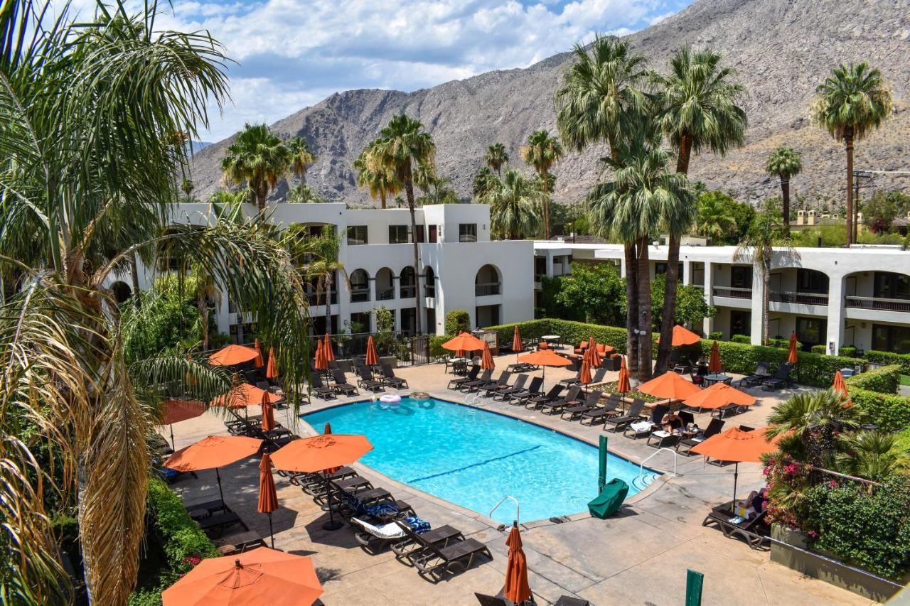 Palm Mountain Y Hotel